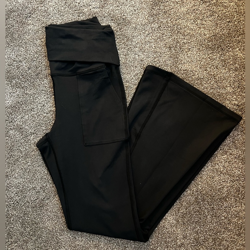 OFFLINE by Aerie the Hugger High Waisted Foldover Flare Legging